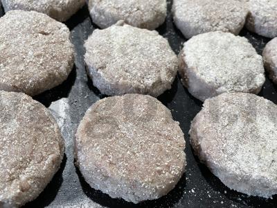 Kiaulienos kotletai su paniruote Žingsnis 5