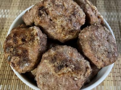 Kiaulienos kotletai su paniruote pagrindine nuotrauka