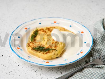 Bulvių blynai su grietine pagrindine nuotrauka