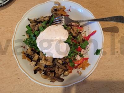 Gruziniškas salotas su baklažanais ir vištiena Žingsnis 10