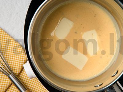 Hollandiškas padažas iš kiaušinių Žingsnis 5