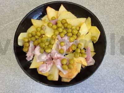 Ispaniška tortilija su bulvėmis, bekonu ir žirneliais Žingsnis 3