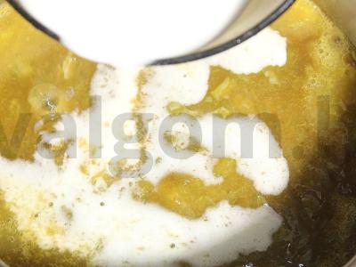 Slyvų sūrio pyragas Žingsnis 12