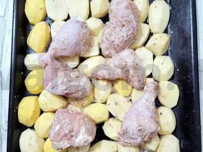 Kvapni vištiena su bulvėmis adžikos-jogurto marinate Žingsnis 4