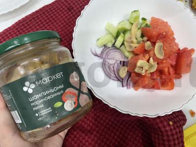 Vasaros salotos su marinuotais pievagrybiais Žingsnis 4