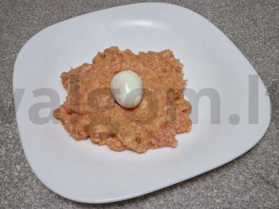 Kiaulienos faršo zrazai su putpelių kiaušiniais Žingsnis 6