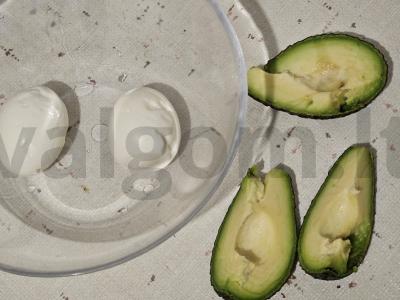 Avokadų pasta su kiaušiniais Žingsnis 1