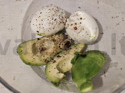 Avokadų pasta su kiaušiniais Žingsnis 2