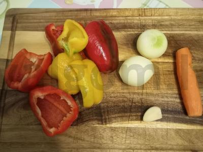 Udon su saldžiaisiais pipirais per 25 minutes Žingsnis 1