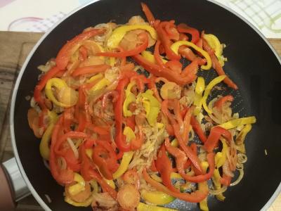 Udon su saldžiaisiais pipirais per 25 minutes Žingsnis 3