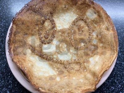 Kvapnūs blynai su grietine per 30 minučių pagrindine nuotrauka