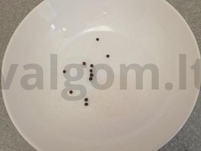 Marinuoti pievagrybiai žiemai Žingsnis 1