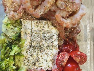 Makaronai su krevetėmis, sūriu ir daržovėmis Žingsnis 5