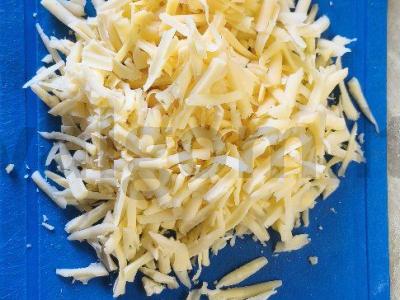 Makaronai su krevetėmis, sūriu ir daržovėmis Žingsnis 8