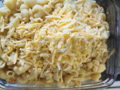 Makaronai su krevetėmis, sūriu ir daržovėmis Žingsnis 9