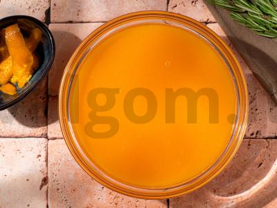 Mandarinų tinktūra su rozmarinu Žingsnis 1