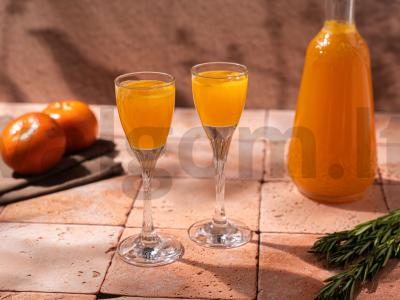 Mandarinų tinktūra su rozmarinu pagrindine nuotrauka