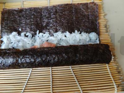 Namų ritinėliai su silpna sūdyta lašiša Žingsnis 7