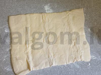 Adžarų hachapuri iš sluoksniuoto tešlos Žingsnis 1