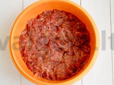 Sultingi kotletai su cukinija orkaitėje Žingsnis 3