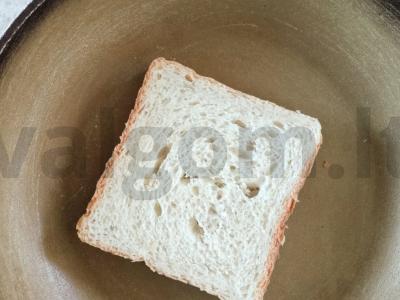 Sumuštinis su menkės ikrais ir putpelių kiaušiniu Žingsnis 1