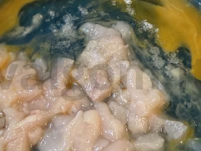 Vištienos kotletai su šviežia morkomis Žingsnis 1