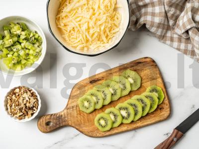 Salotas „Malachito apyrankė“ su vištiena Žingsnis 5