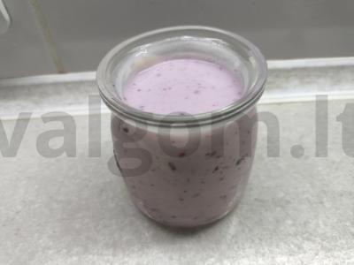 Juodųjų serbentų jogurtas Žingsnis 6