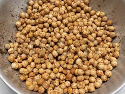 Keptas avinžirnis su prieskoniais Žingsnis 2