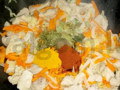 Makaronai su kiauliena, paruošti kaip plovas Žingsnis 3