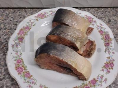 Kepta žuvis grietinėje Žingsnis 1