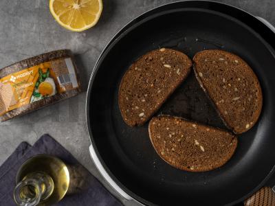 Tostai su kiaušiniu ir avokadu Žingsnis 4