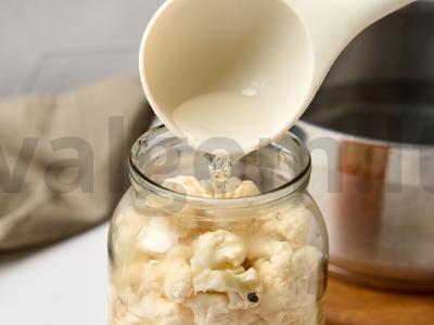 Marinuota žiedinė kopūstai su daržovėmis Žingsnis 5