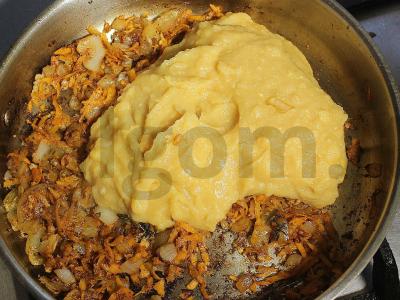 Žirnių košė su daržovėmis ir bekonu Žingsnis 10