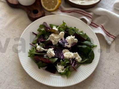 Salotas su burokėliais ir stracciatella Žingsnis 7