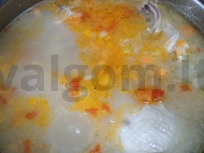 Skaniausias vištienos sriuba su bulguru ir pomidorais Žingsnis 5