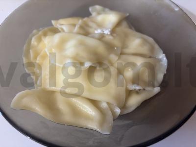 Koldūnai su varškės įdaru be cukraus pagrindine nuotrauka