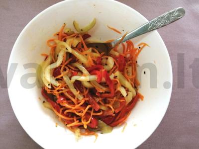 Salotos iš paprikos ir morkų „Korėjietiškai“ Žingsnis 8