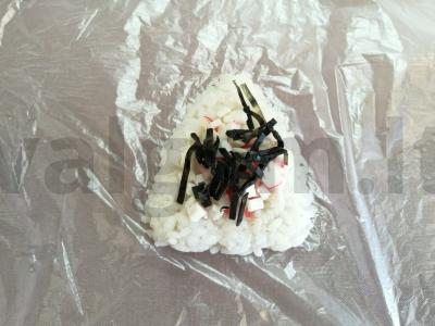 Oniigiri su krabų lazdelėmis namuose Žingsnis 7