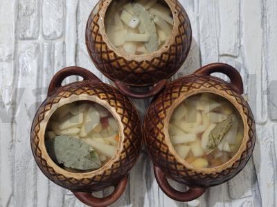 Kvapnus kiaulienos troškinys puoduose Žingsnis 6