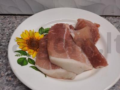 Kiaulienos kepsniai su česnaku ir majonezu Žingsnis 1