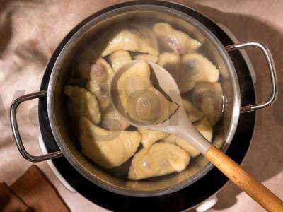 Koldūnai su vyšniomis Žingsnis 8