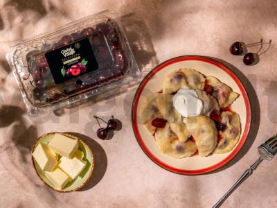 Koldūnai su vyšniomis pagrindine nuotrauka