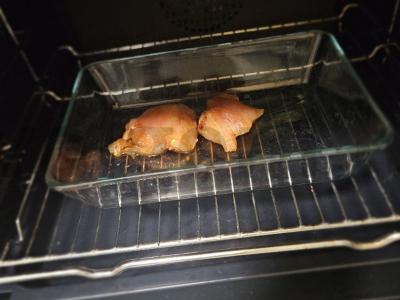 Krisčiai salotas su vištienos filė ir sojų padažu Žingsnis 2