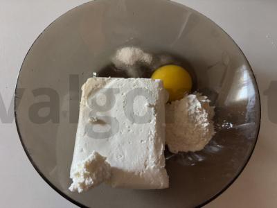 Sluoksniuoti vokeliai su varškės įdaru Žingsnis 1