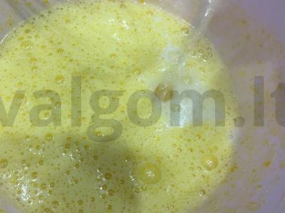 Obuolių pyragas su sirupu ir aguonomis Žingsnis 2