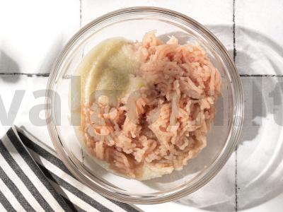 Vištienos kotletai su bekonu Žingsnis 1