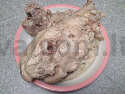 Vištienos sultinys su perlinėmis kruopomis Žingsnis 1