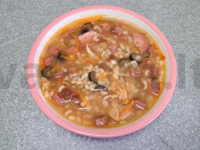 Vištienos sultinys su perlinėmis kruopomis Žingsnis 10