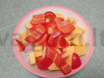 Kalakutienos filė su moliūgu, paprikomis ir mocarela Žingsnis 3